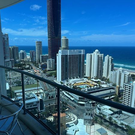 Deluxe Chevron Renaissance Apartamento Gold Coast Exterior foto