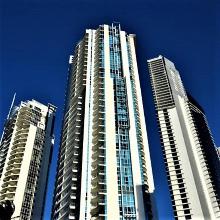 Deluxe Chevron Renaissance Apartamento Gold Coast Exterior foto