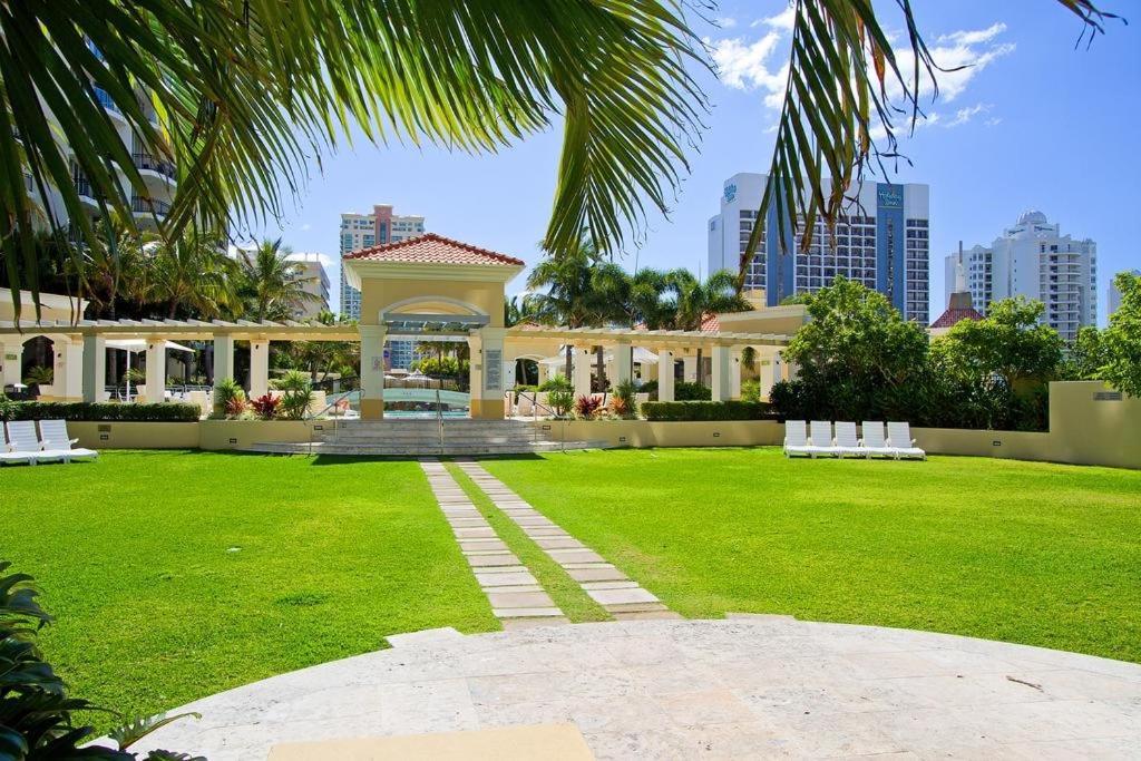 Deluxe Chevron Renaissance Apartamento Gold Coast Exterior foto