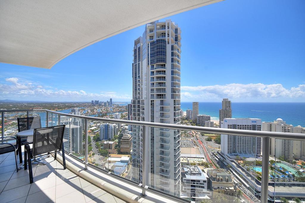 Deluxe Chevron Renaissance Apartamento Gold Coast Exterior foto