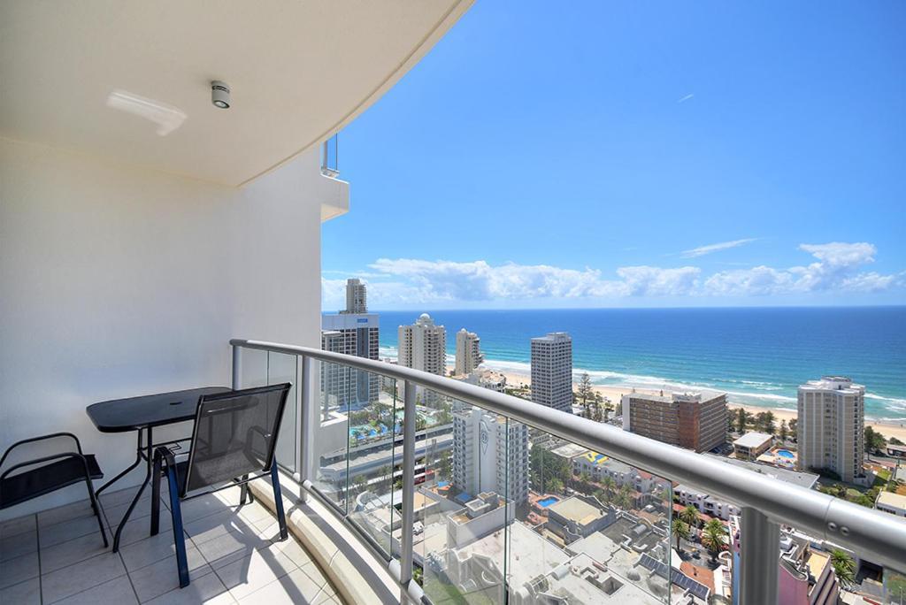 Deluxe Chevron Renaissance Apartamento Gold Coast Exterior foto